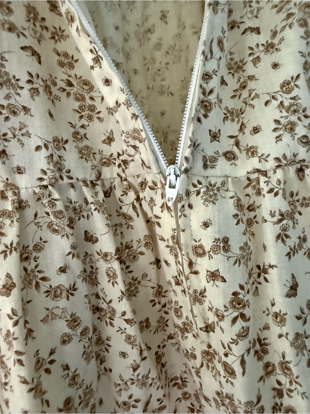 Vintage Cottagecore Floral Prairie Maxi Dress - Picture 13 of 13